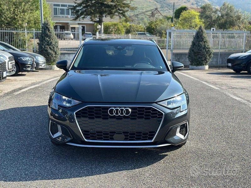 Usata Audi A3 Advanced 116 CV (85 kW) 2023 Grigio Berlina