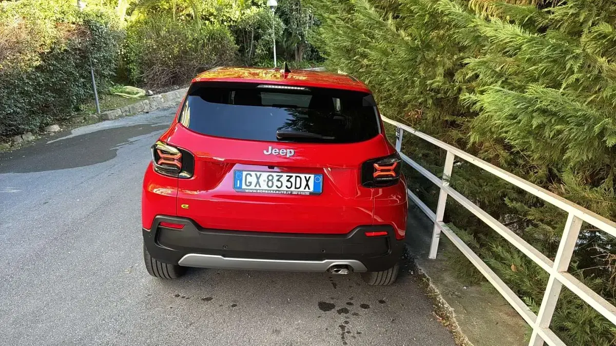 Usata Jeep Avenger Summit 101 CV (74 kW) 2024 SUV