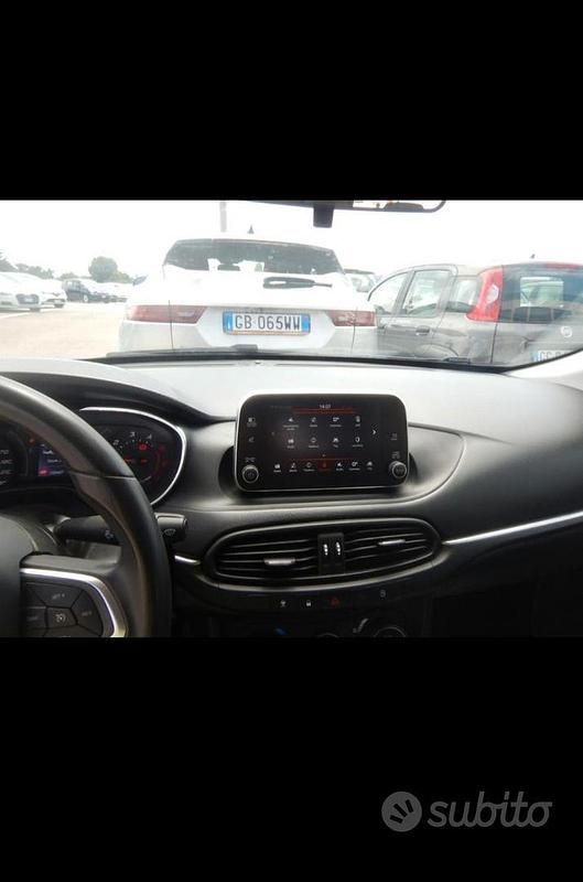 Usata Fiat Tipo 120 CV (88 kW) 2020 Blu Station wagon