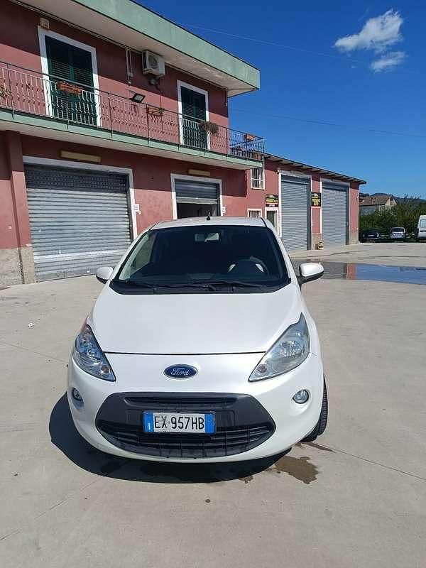 Usata Ford Ka Titanium 75 CV (55 kW) 2013 Utilitaria