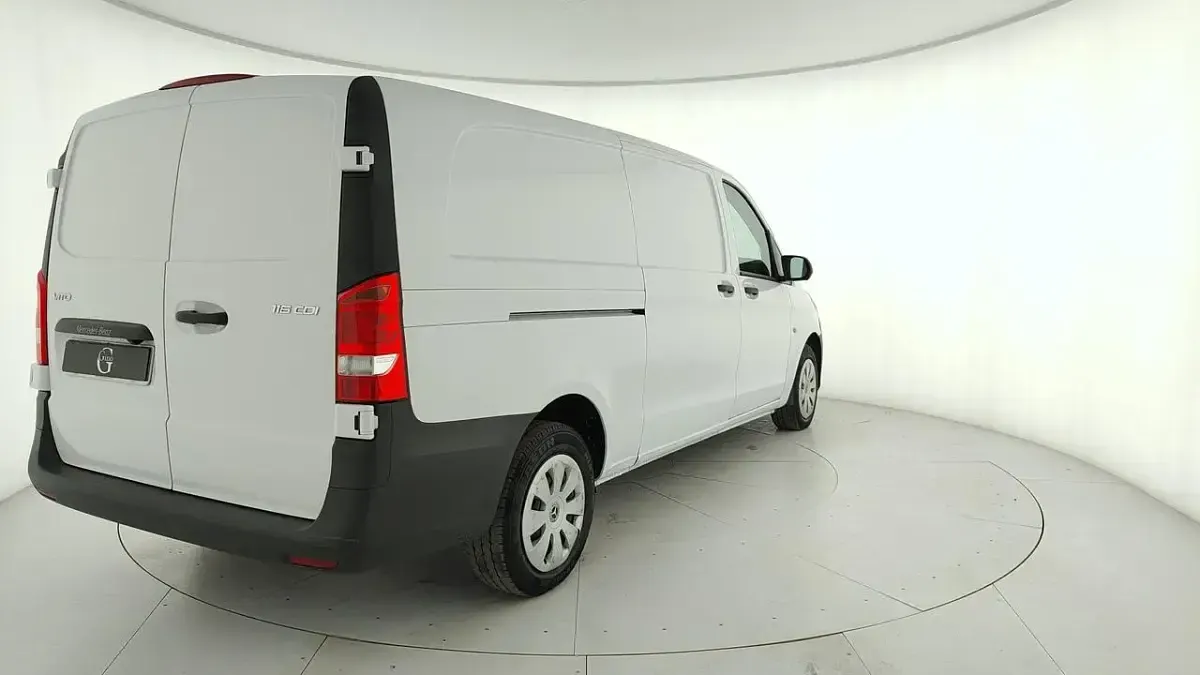 Usata Mercedes Vito 163 CV (119 kW) 2023 Bianco Furgone