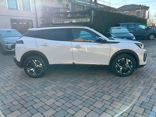 Nuova Peugeot 2008 Allure 136 CV (100 kW) 2025 Bianco extraserie SUV
