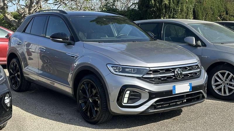 Usata VW T-Roc R-line 110 CV (80 kW) 2023 Sylver met SUV