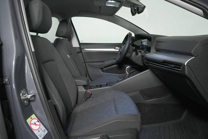 Usata VW Golf VIII Life 110 CV (80 kW) 2023