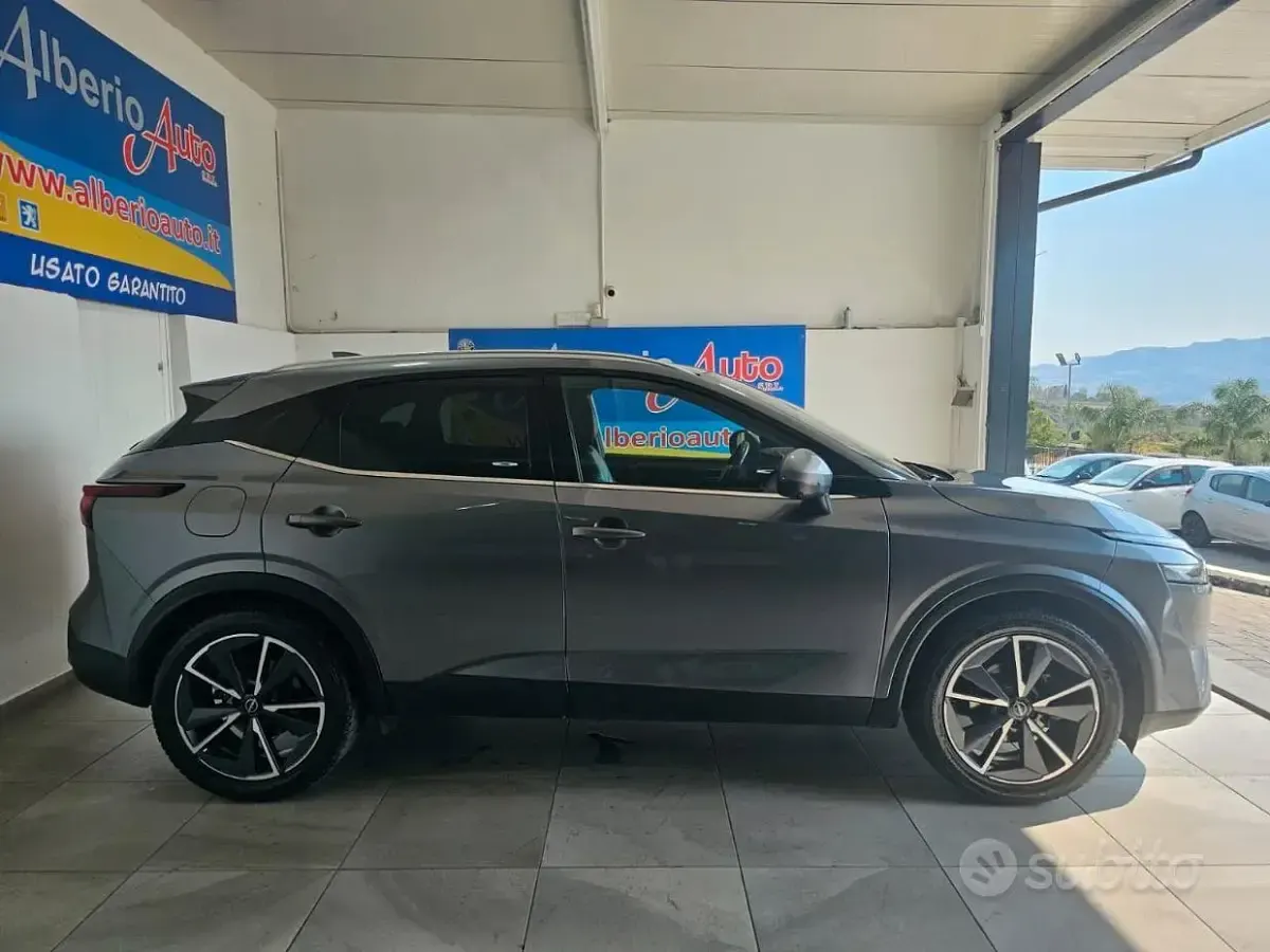 Usata Nissan Qashqai Tekna 158 CV (116 kW) 2023 Grigio SUV