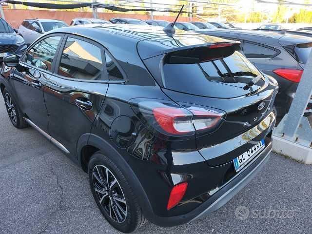 Usata Ford Puma Titanium 120 CV (88 kW) 2020 Nero metallizzato Coupé