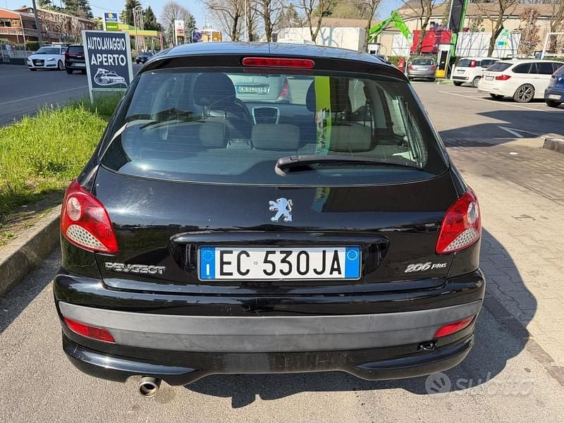 Begagnad Peugeot 206 60 HK (44 kW) 2010 Svart Sedan