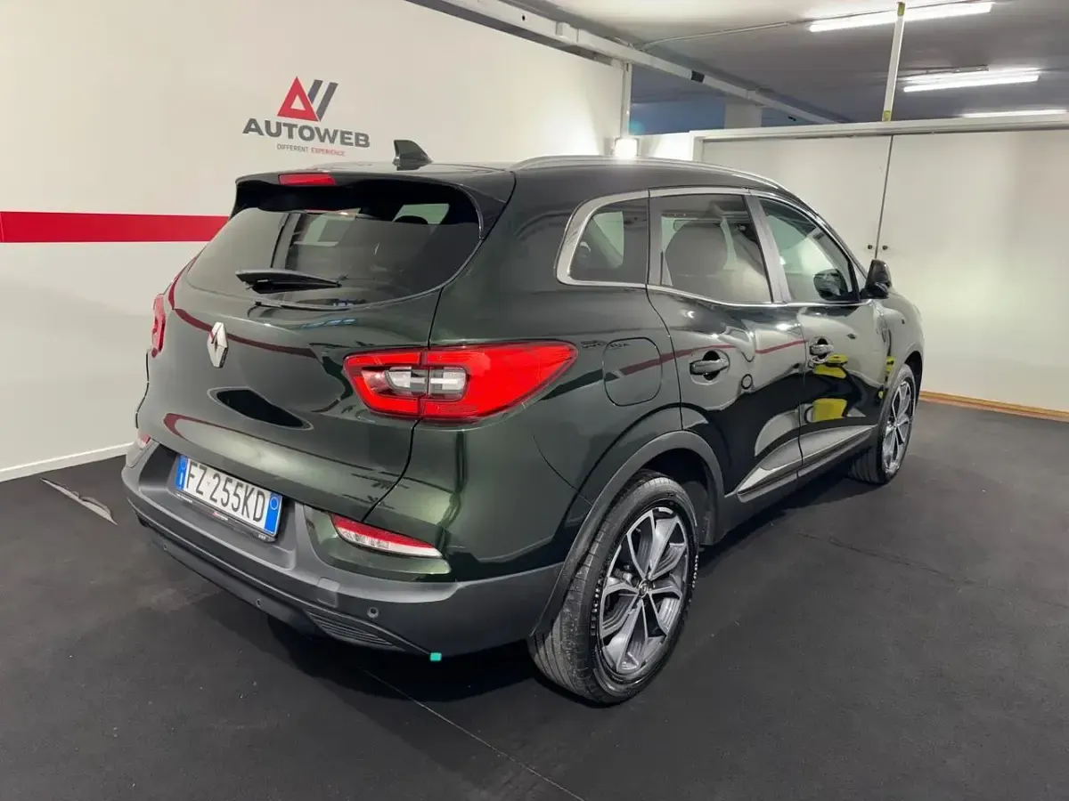 Usata Renault Kadjar 116 CV (85 kW) 2019 Verde SUV
