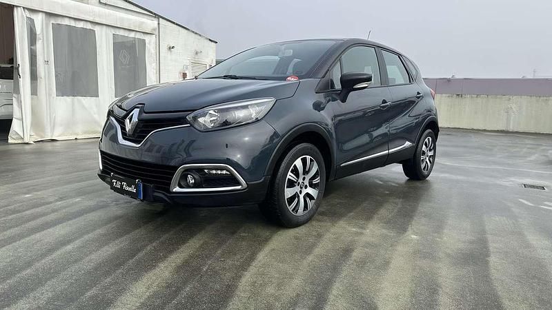 Usata Renault Captur Life 90 CV (66 kW) 2017 Blu/azzurro SUV