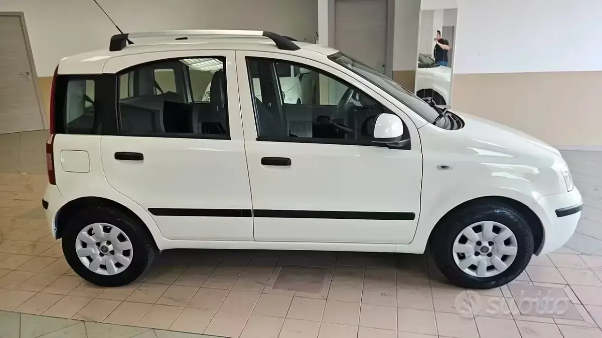 Usata Fiat Panda Dynamic 60 CV (44 kW) 2011 Bianco Utilitaria