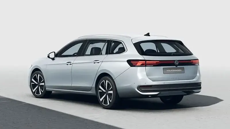 Nuova VW Passat Business 150 CV (110 kW) 2026 Argento Station wagon