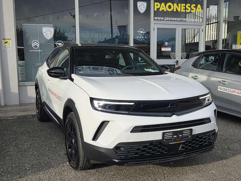 Bianco Nuova 2025 Opel Mokka SUV | 22.600 € (Buon prezzo) - Immagine 1/4