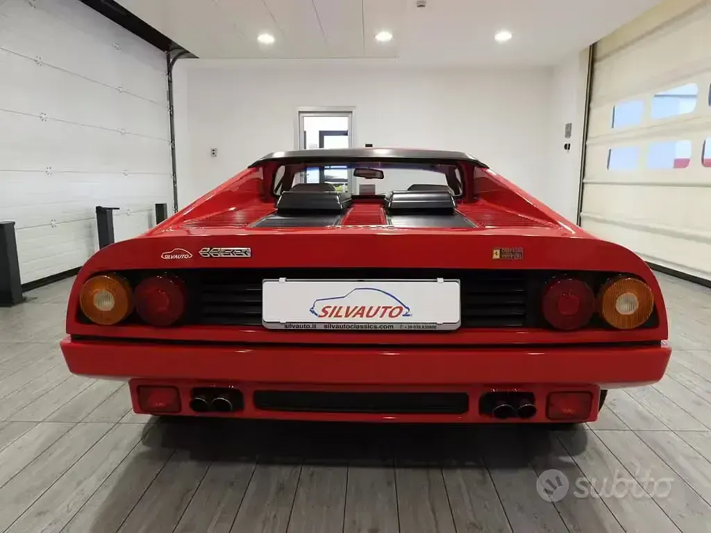 Usata Ferrari 512 BB 330 CV (242 kW) 1984 Rosso Coupé
