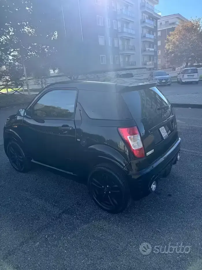 Usata Ligier JS50 50 CV (36 kW) 2022 Nero Utilitaria