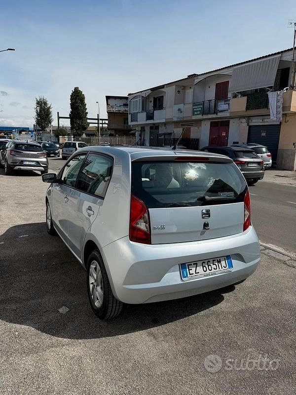 Usata Seat Mii Chic 60 CV (44 kW) 2015 Grigio Utilitaria