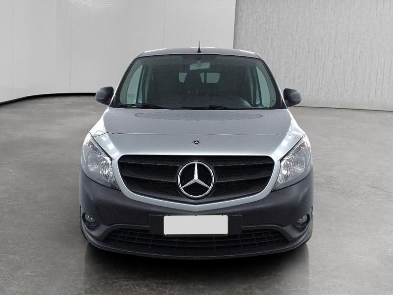 Begagnad Mercedes Citan 111 Business 116 HK (85 kW) 2021 Silver Halvkombi