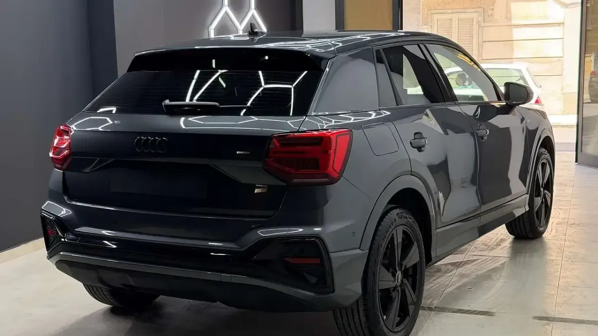Usata Audi Q2 S-Line 116 CV (85 kW) 2022 Grigio SUV