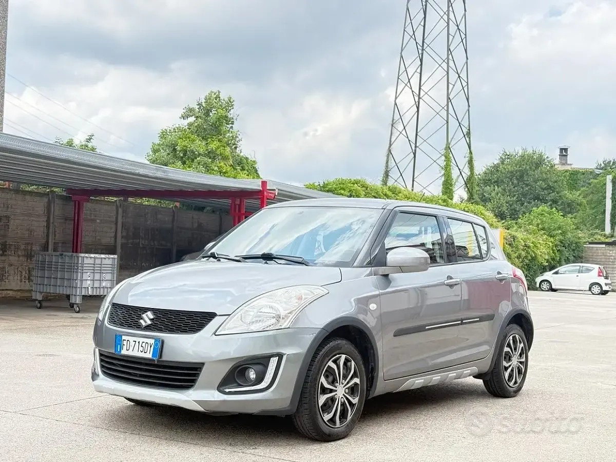 Usata Suzuki Swift 94 CV (69 kW) 2016 Grigio Utilitaria
