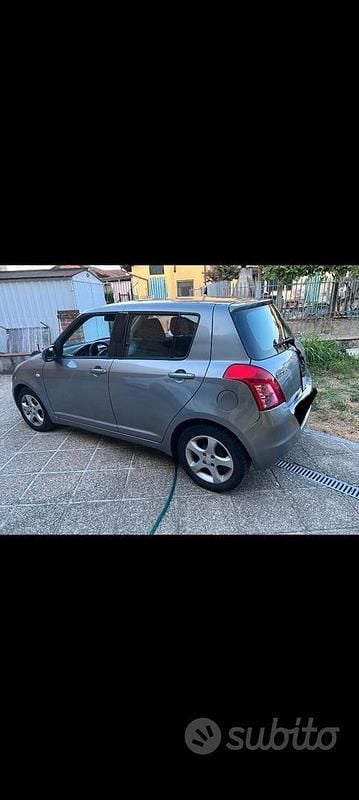 Usata Suzuki Swift 2008 Grigio Utilitaria