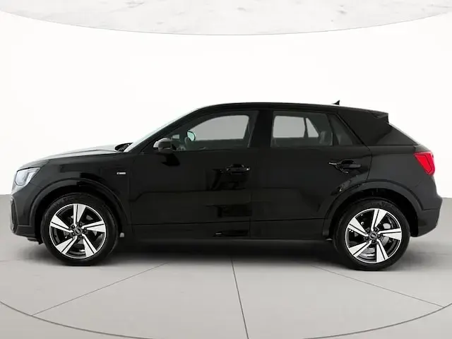 Usata Audi Q2 S-Line 116 CV (85 kW) 2024 Nero mito metallizzato SUV