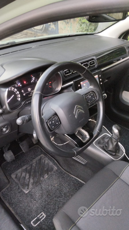 Usato 2018 Citroën C3 1.2 Benzin 83 CV (11.000 €)