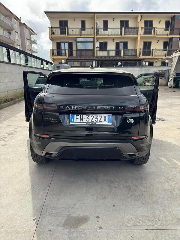 Usata Land Rover Range Rover evoque 150 CV (110 kW) 2019 Nero Station wagon