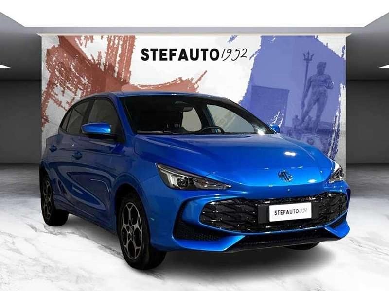 Usata MG MG3 Luxury 102 CV (75 kW) 2025 Blu elettrico Utilitaria
