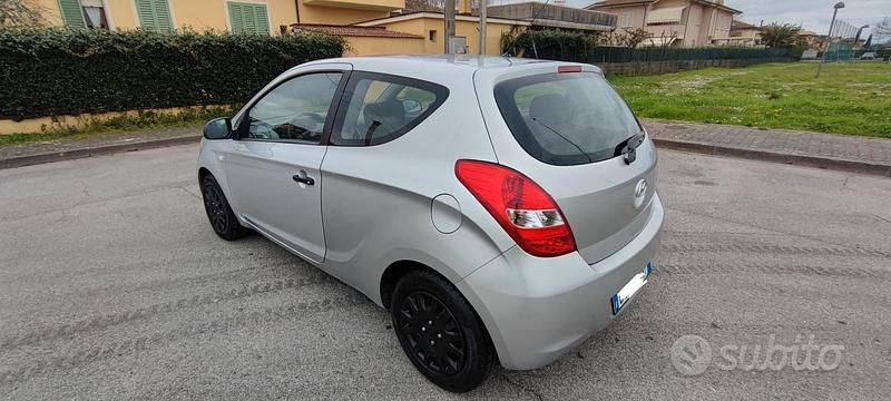 Usata Hyundai i20 2009 Grigio Utilitaria