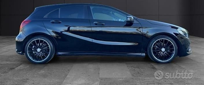 Nero Usata 2016 Mercedes A200 AMG line Tre volumi | 19.600 € (Cara) - Immagine 1/4