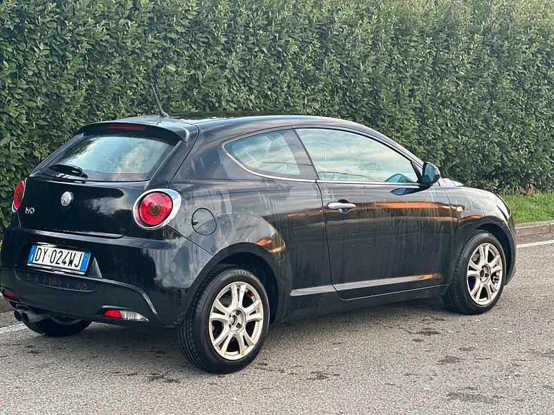 Usata Alfa Romeo MiTo 135 CV (99 kW) 2009 Nero Utilitaria