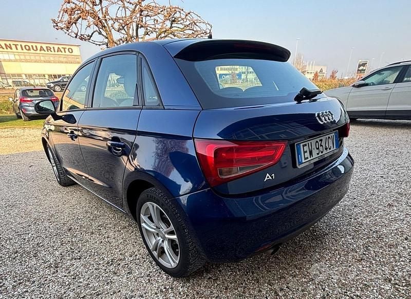 Usata Audi A1 Ambition 90 CV (66 kW) 2014 Blu Utilitaria