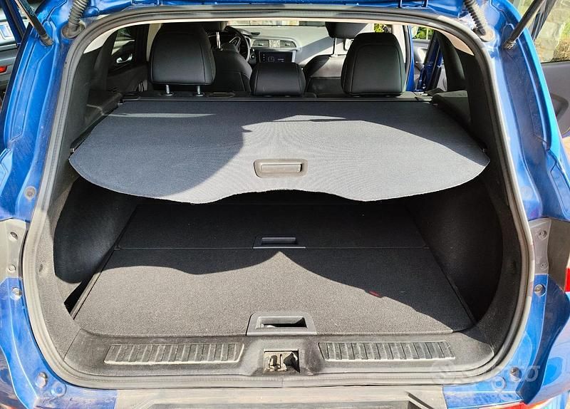 Usado Renault Kadjar 160 CV (117 kW) 2019 Azul SUV