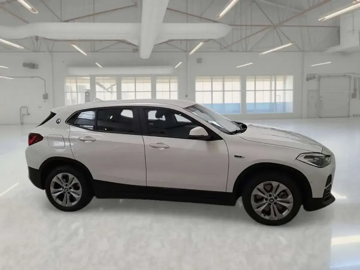 Usata BMW X2 125 CV (91 kW) 2023 Bianco SUV