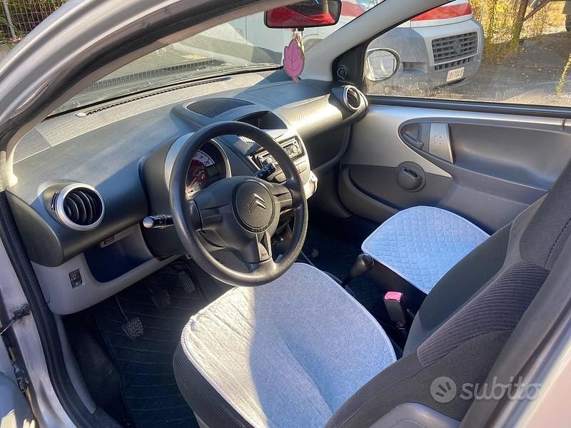 Grigio Usata 2007 Citroën C1 Utilitaria | 3000 € (Ottimo prezzo) - Immagine 1/4