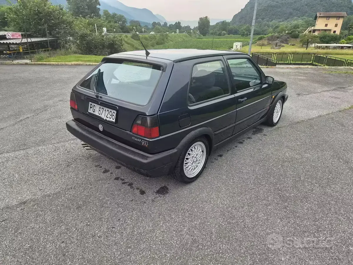 Usata VW Golf II GTI 110 CV (80 kW) 1990 Nero Utilitaria