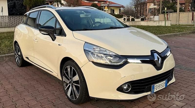 Usata Renault Clio GrandTour 90 CV (66 kW) 2016 Beige Station wagon