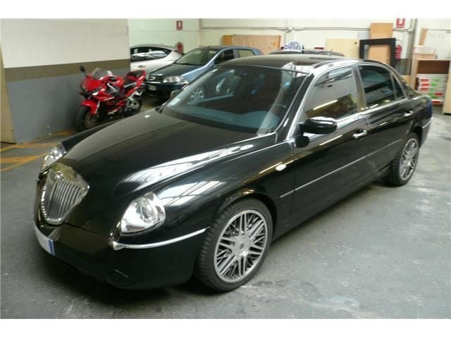 Lancia thesis for sale