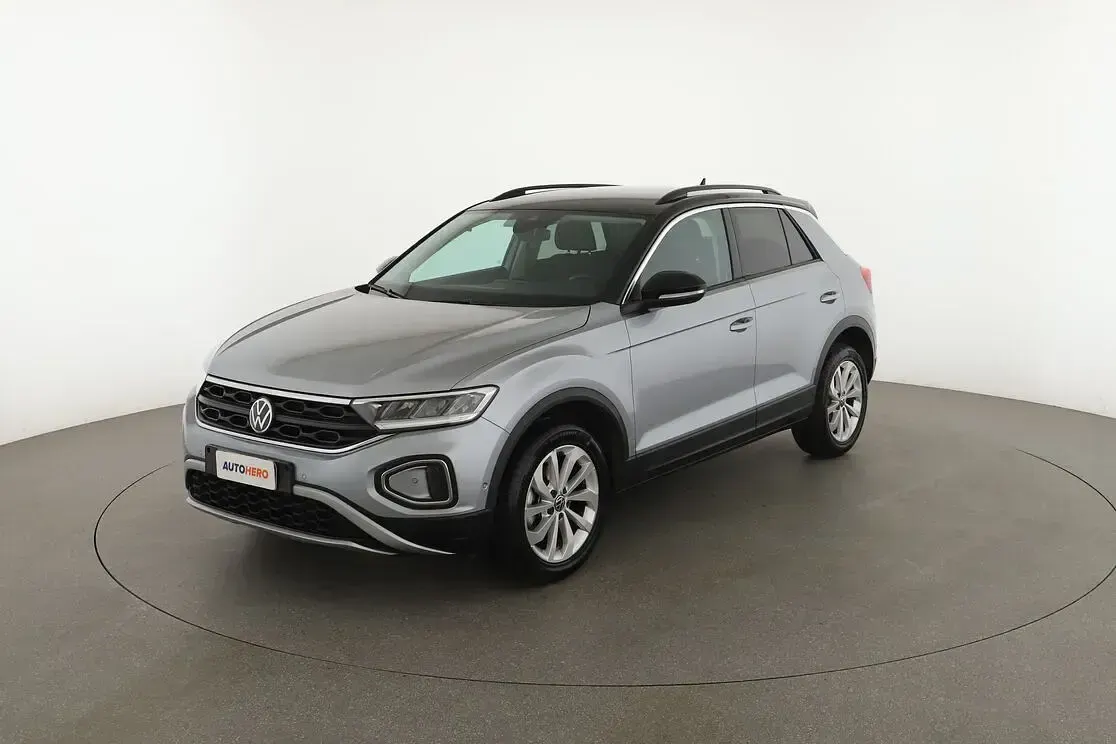 Usata VW T-Roc Edition 116 CV (85 kW) 2024 Argento SUV