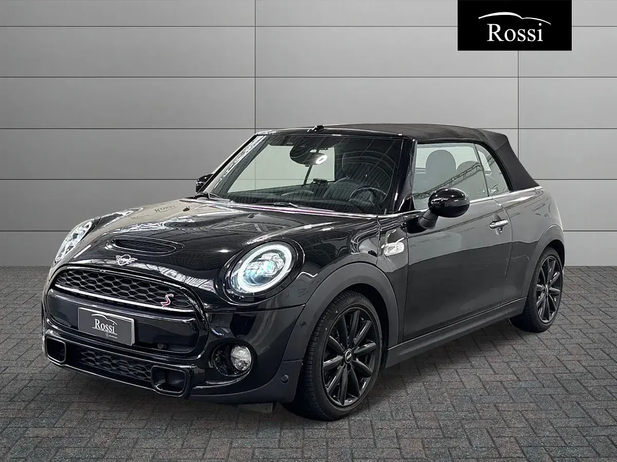 Begagnad Mini Cooper S Hype 192 HK (141 kW) 2019 Halvkombi