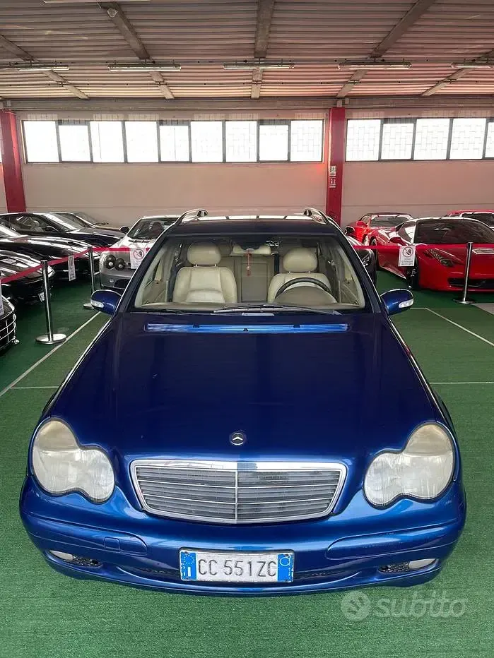 Usata Mercedes C220 143 CV (105 kW) 2003 Blu Station wagon
