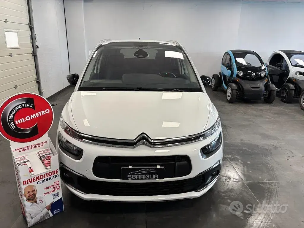 Usata Citroën C4 SpaceTourer Shine 131 CV (96 kW) 2022 Bianco Monovolume
