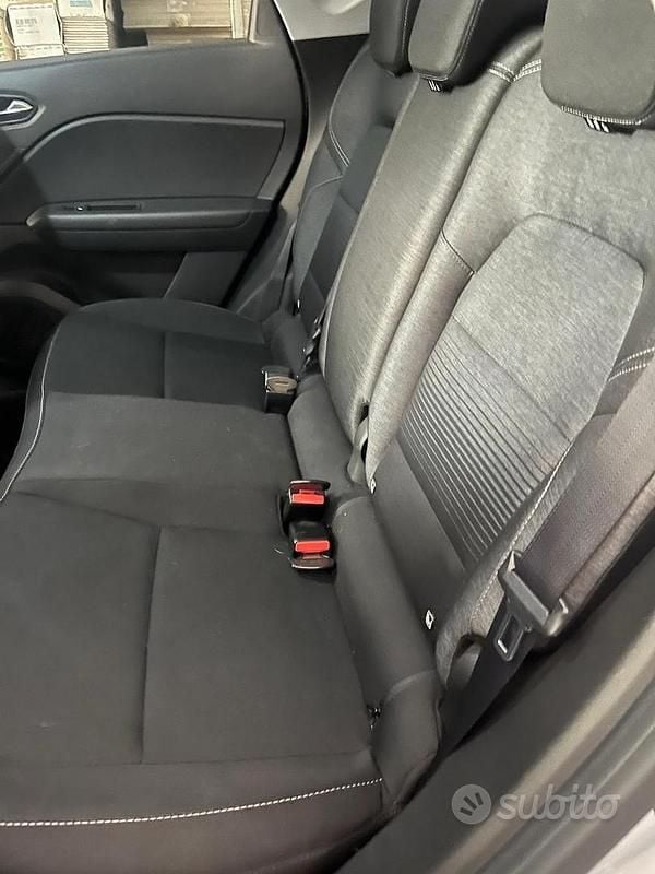 Usata Renault Captur 95 CV (69 kW) 2020 Grigio SUV