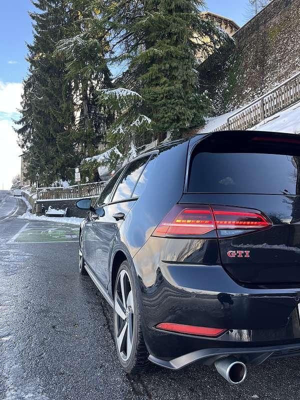Usata VW Golf VII GTI 245 CV (180 kW) 2018 Nero Berlina