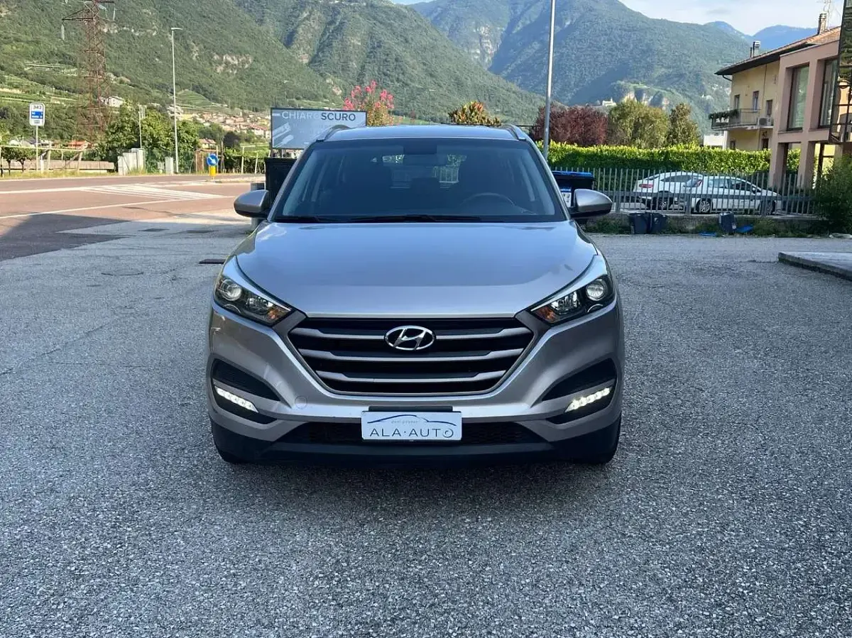 Usata Hyundai Tucson Classic 132 CV (97 kW) 2016 Argento SUV