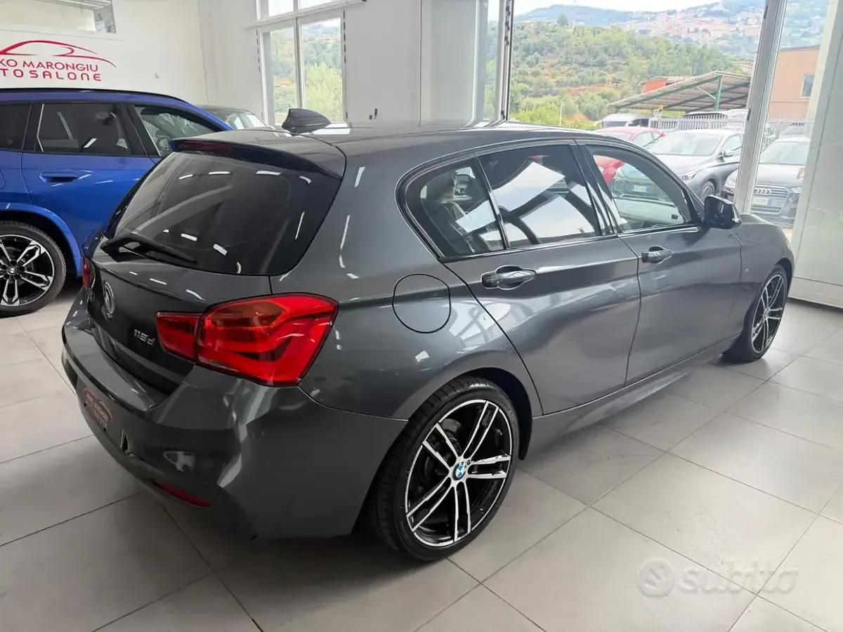 Usata BMW 118 M Sport 150 CV (110 kW) 2019 Grigio Berlina