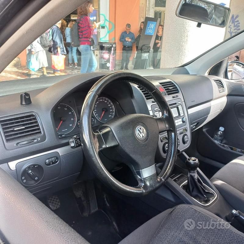 Usata VW Golf VI 2008 Blu Utilitaria