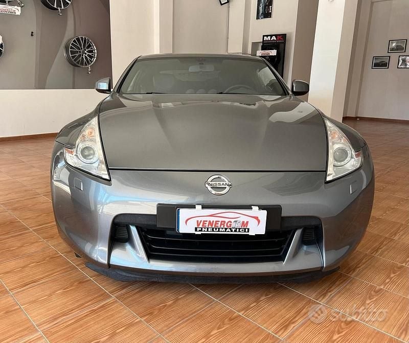 Usata Nissan 370Z 340 CV (250 kW) 2012 Grigio Coupé