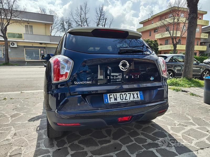 Usata Ssangyong (KGM) Tivoli 115 CV (84 kW) 2019 Blu SUV