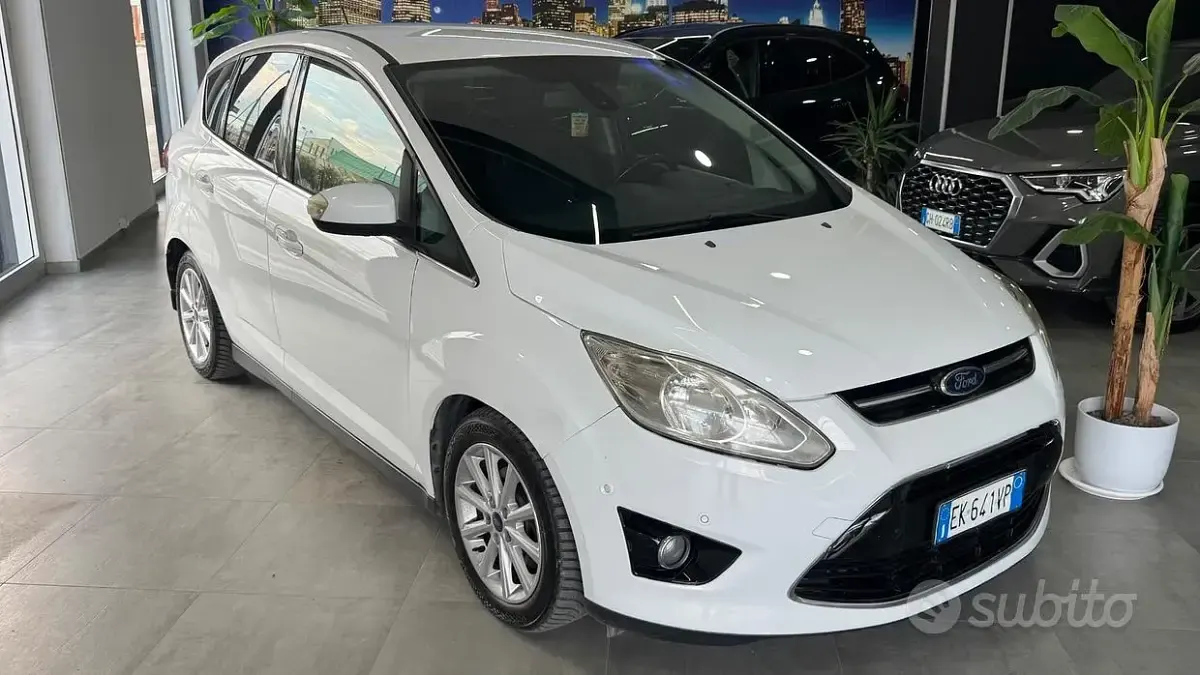 Occasion Ford C-MAX Titanium 116 ch (85 kW) 2012 Blanc Monospace