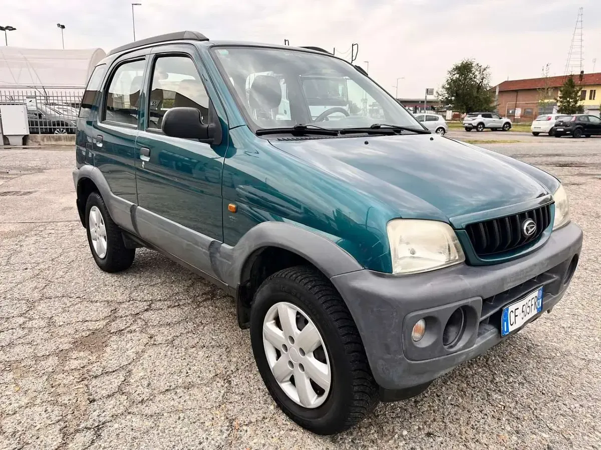 Usata Daihatsu Terios 86 CV (63 kW) 2003 Verde SUV